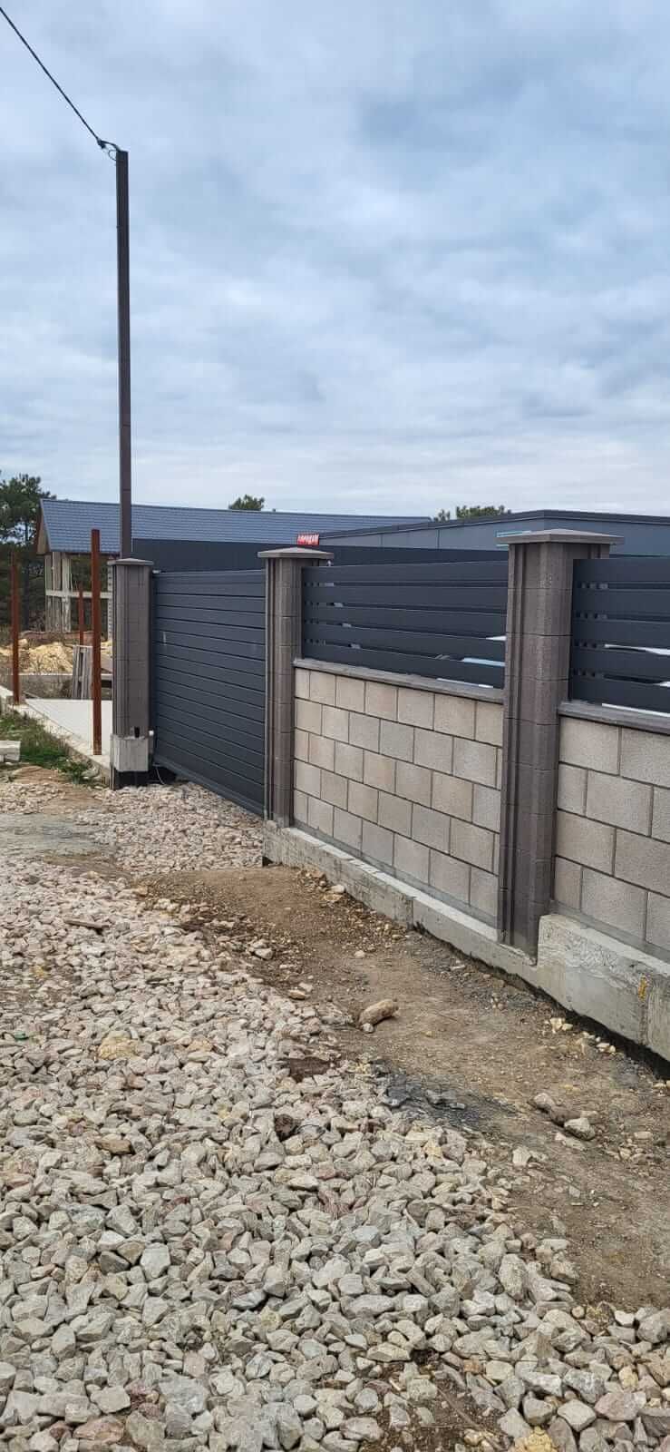 Забор-ранчо из металлопланкена 28м RAL7024 Серый Графит МАТТЕ фото 2 в Киржаче
