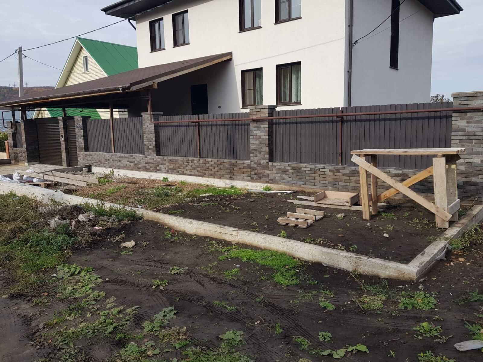 Забор из штакетника 15м RAL8019/8019 Темный Шоколад двусторонний МАТТЕ фото 1 в Киржаче