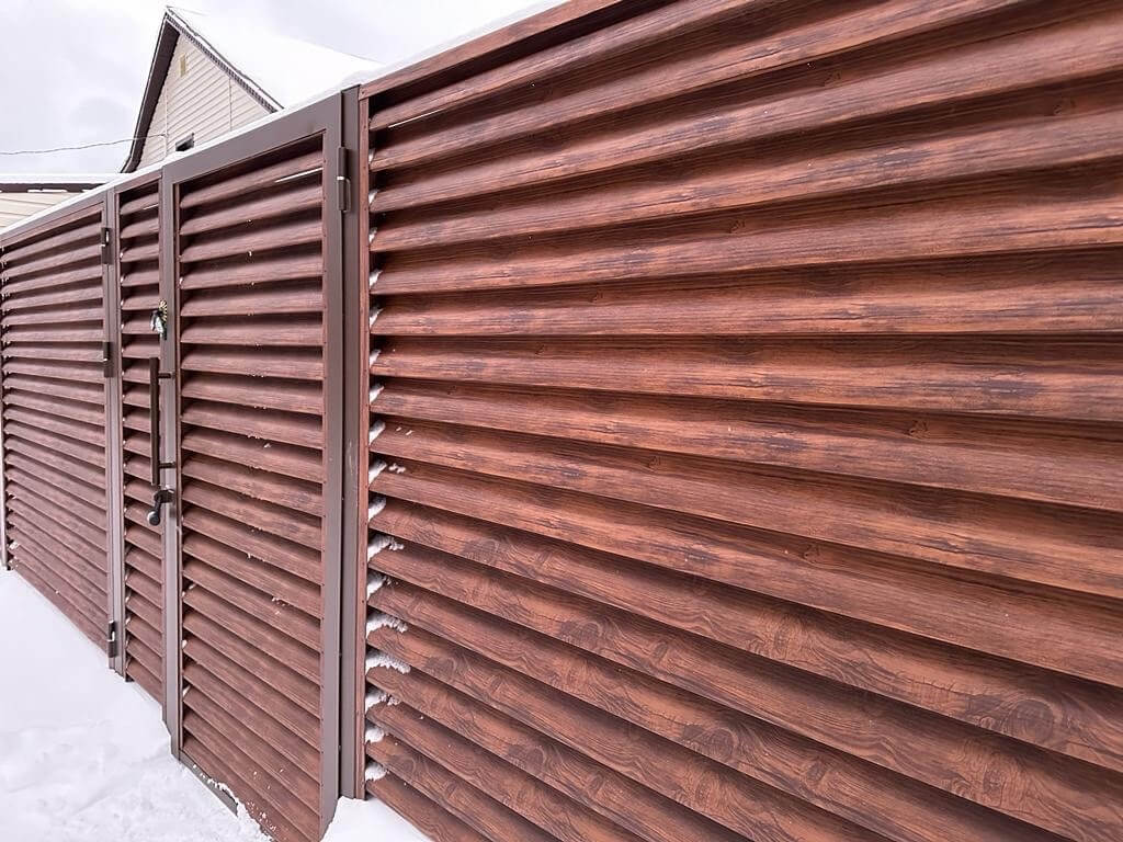 Забор-жалюзи из ламелей еврожалюзи 43м Каштан Printech фото 1 в Киржаче