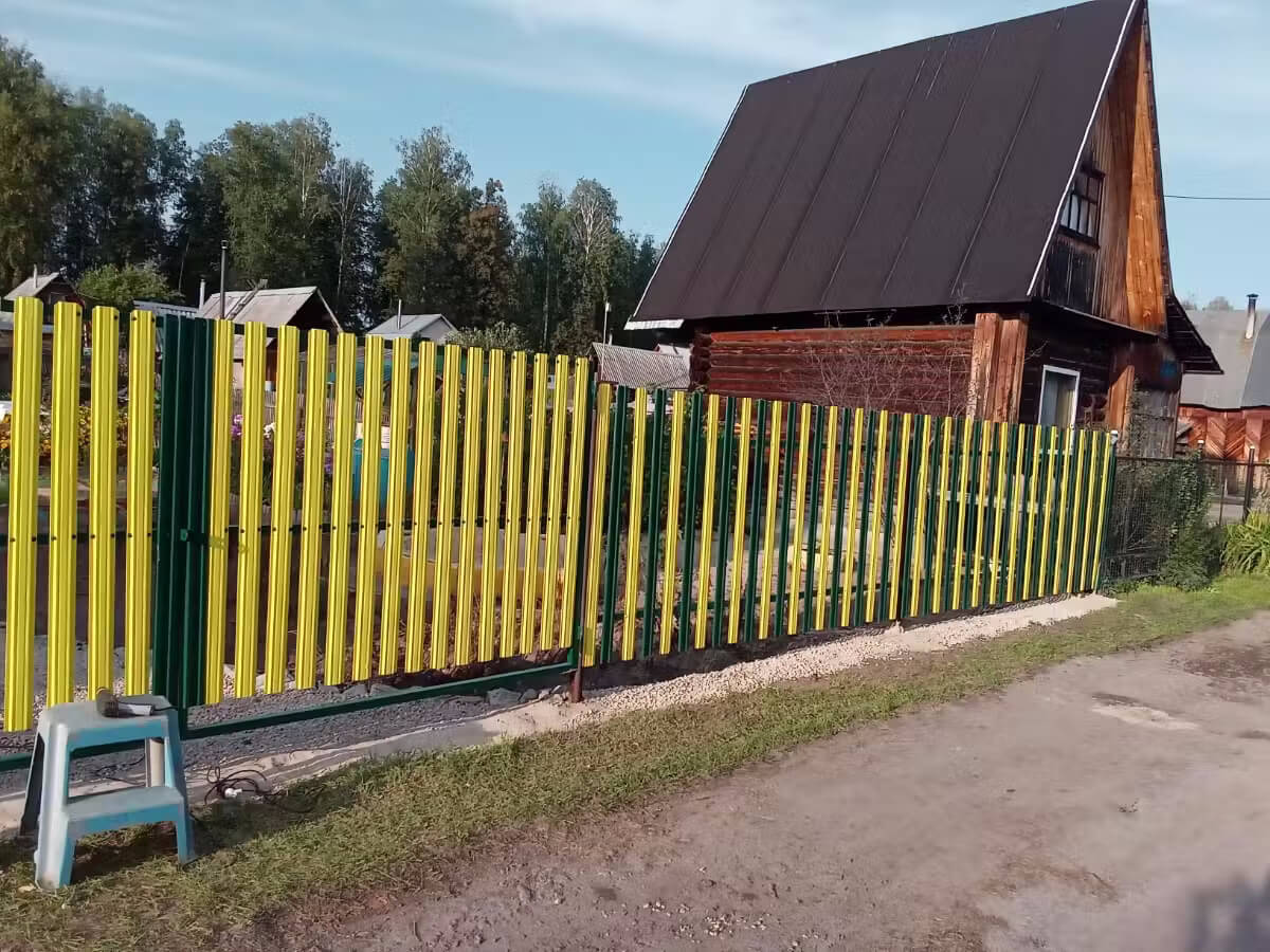 Забор из евроштакетника 13м RAL1018 Желтый фото 3 в Киржаче