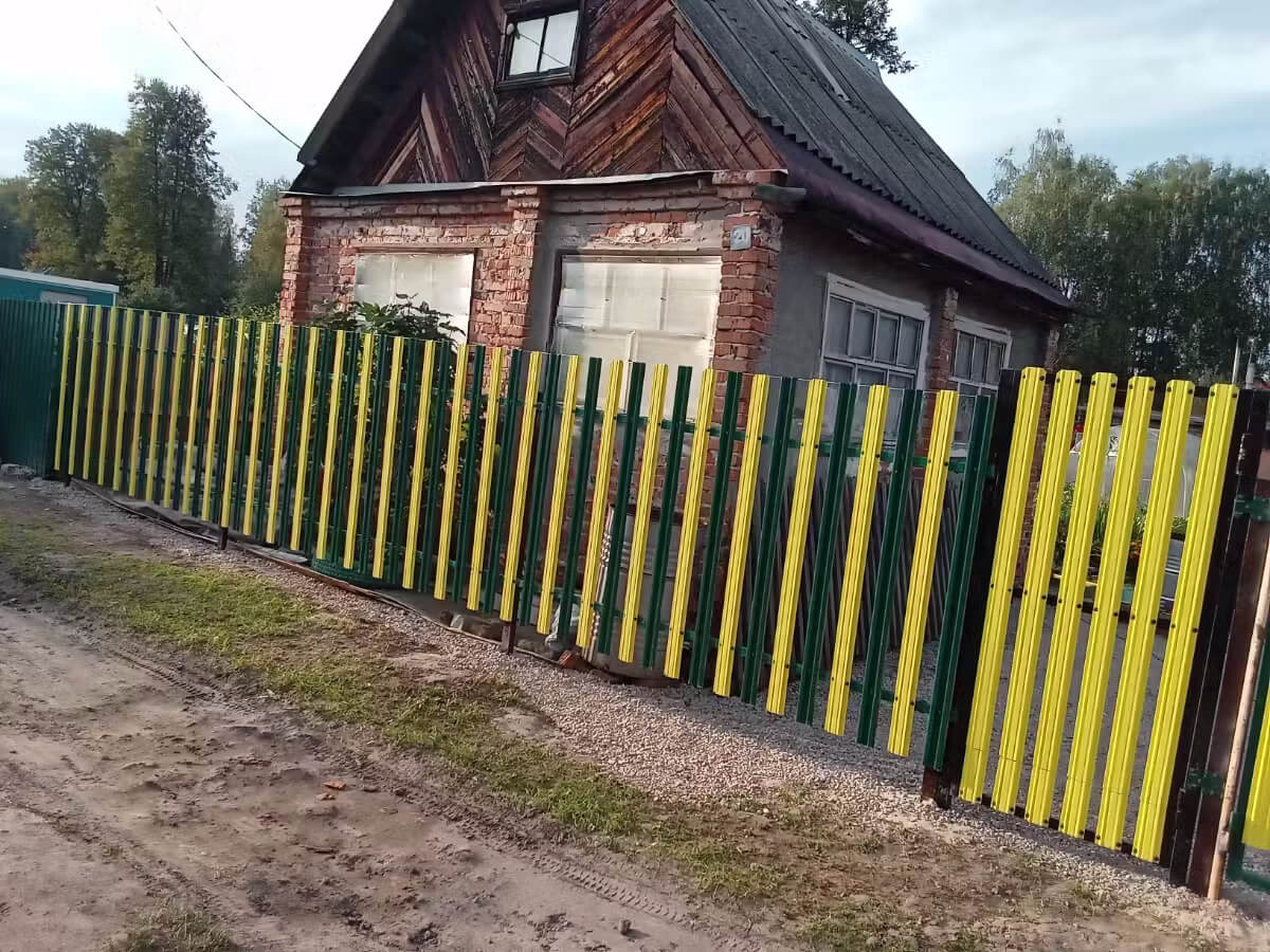 Забор из евроштакетника 13м RAL1018 Желтый фото 1 в Киржаче