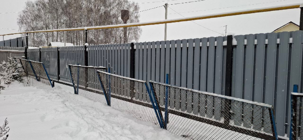 Забор из евроштакетника 27м RAL7024 Серый Графит МАТТЕ фото 5 в Киржаче