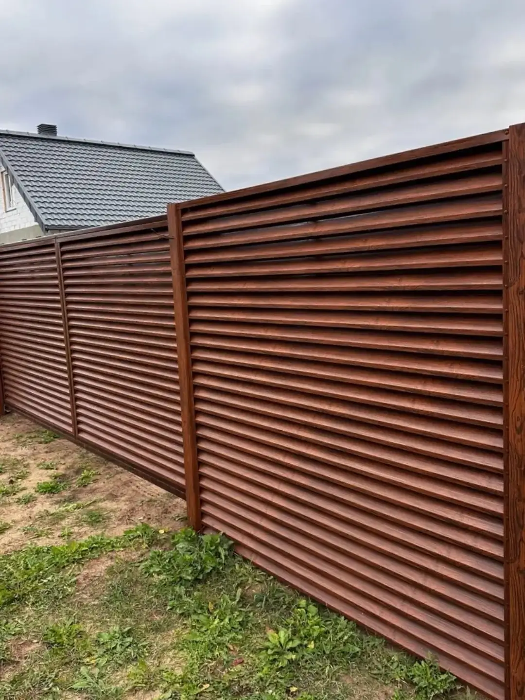 Забор-жалюзи из ламелей ЭКО-Z 58м Темный Дуб 3D Принтек фото 1 в Киржаче